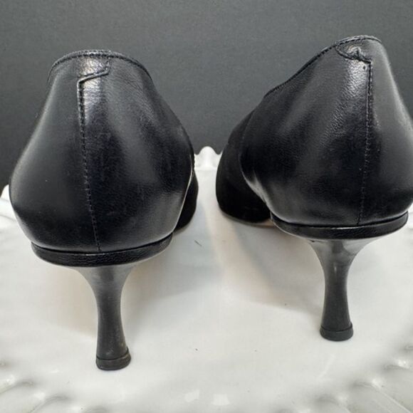 Jimmy Choo Size 38 (8) - Black Suede Leather Kitten Heel - Picture 6 of 8